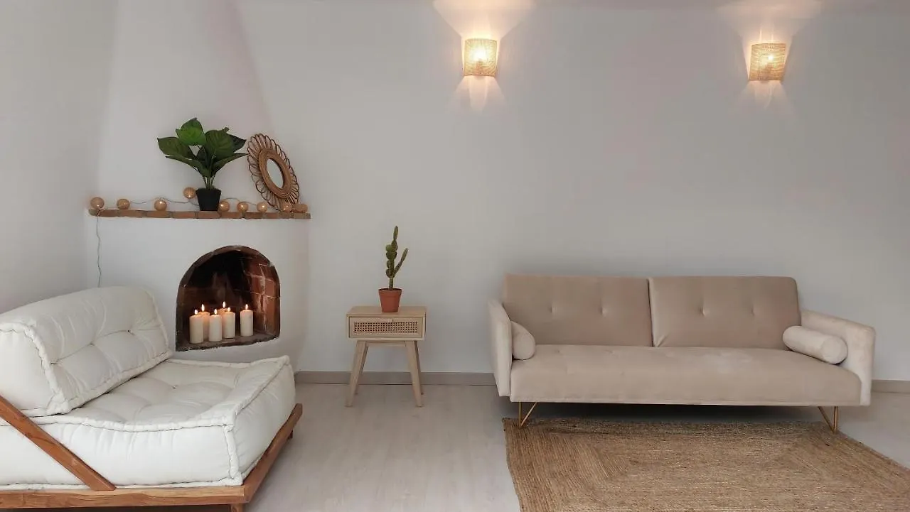 Nyaraló New Boho Home With Balcony, Private Garden And Communal Pool Nerja